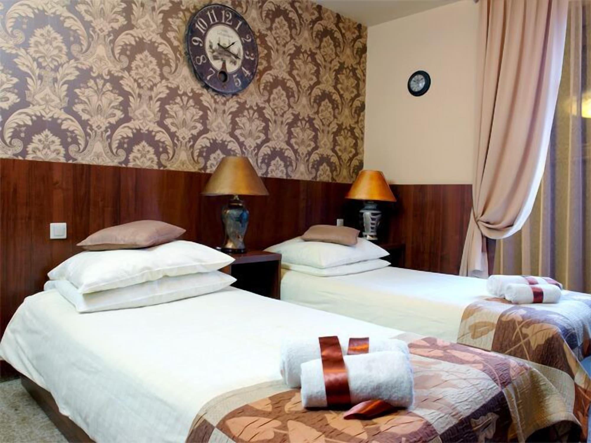David Boutique Hotel Krasków Exterior foto
